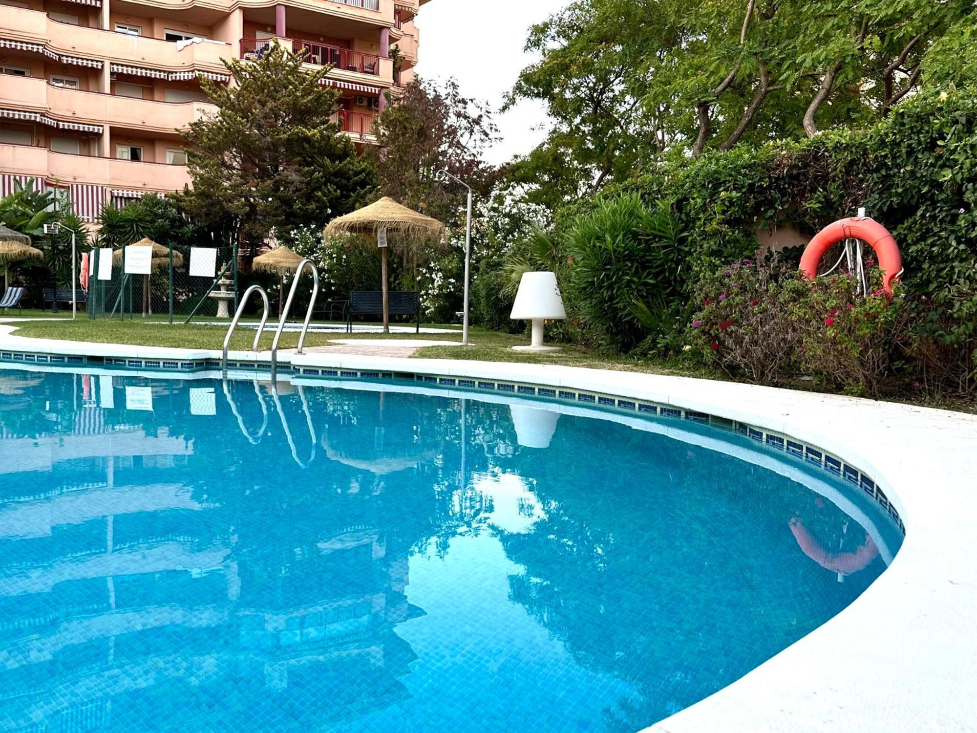 Studio In Costa Del Sol, Sea, Sunshine & Views Fuengirola Exteriör bild